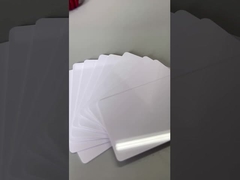 Parlak levha ile katlanmış kart efekt