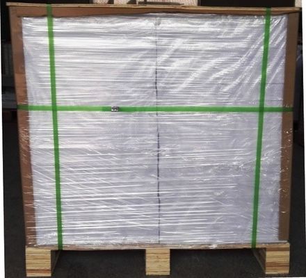 Kalınlık aralığı 0.12-0.76mm PVC Core Sheet Offset Baskı Plastik kart endüstrisi için ipek ekran baskı