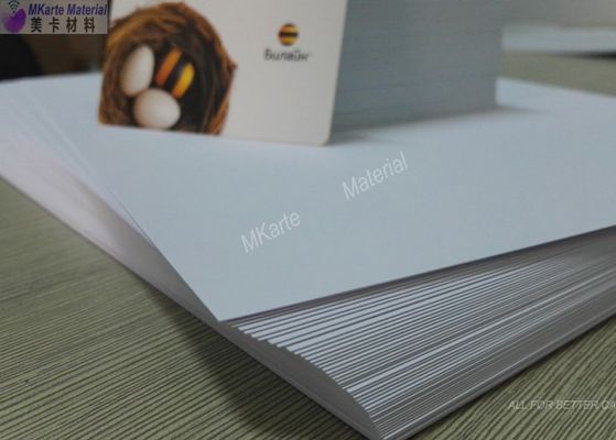 Mükemmel Mürekkep Yapışma ve Güçlü Soyma Gücü ile Çift Taraflı Dijital Yazdırılabilir PVC Levhalar