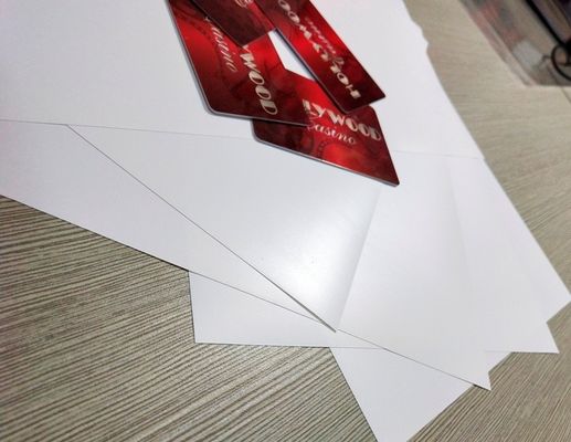 Üst Sınıf PC Kartı Gövde Üretimi için Beyaz Kompozit Kompakt Polikarbonat Levhalar