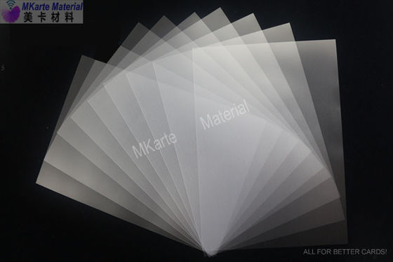 0.10mm Pvc Kart Malzemesi Kaplamalı Kaplama Filmi Banka Kartı Dijital / Mürekkep Püskürtmeli / Ofset Baskı Kullanımı